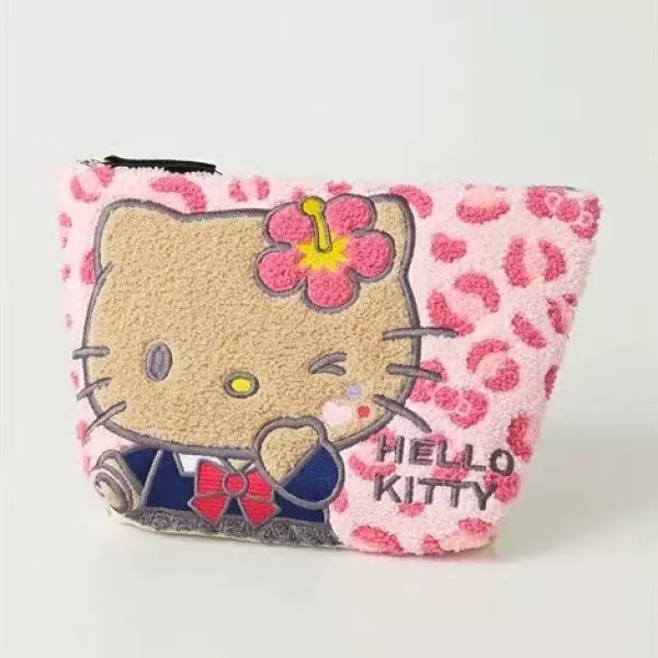 Плюшевая косметичка Sanrio Hel – обзор и цена Travel Accessories In Japan