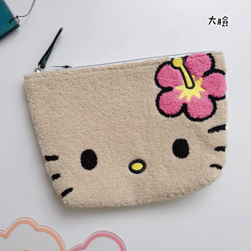 Плюшевая косметичка Sanrio Hel – обзор и цена Travel Accessories In Japan